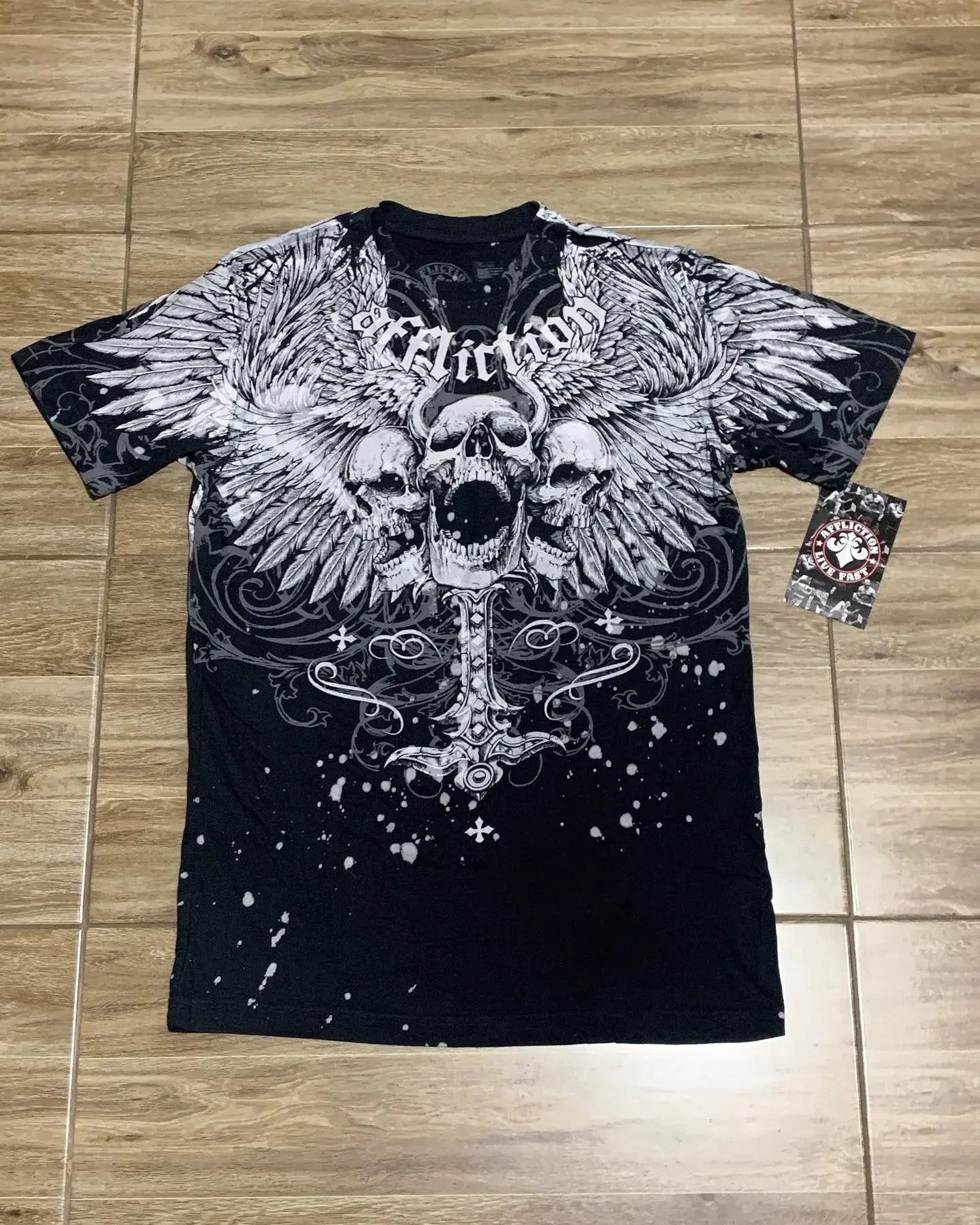 2000s T-Shirt – High Street Graphic, Oversized Cotton, Round Neck